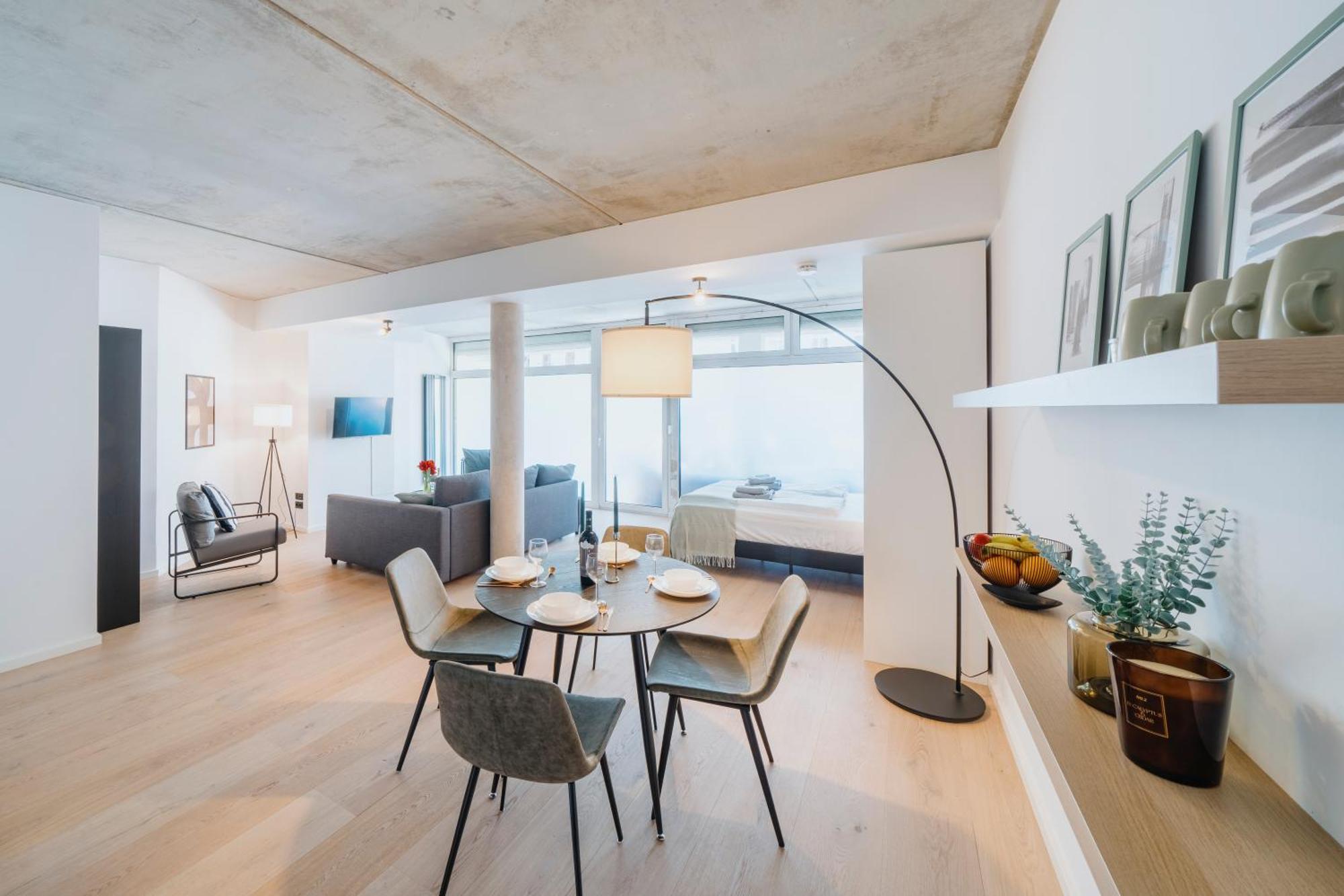 Appartement Homely - Loft, Terrace, Near Ostkreuz I Free Parking *